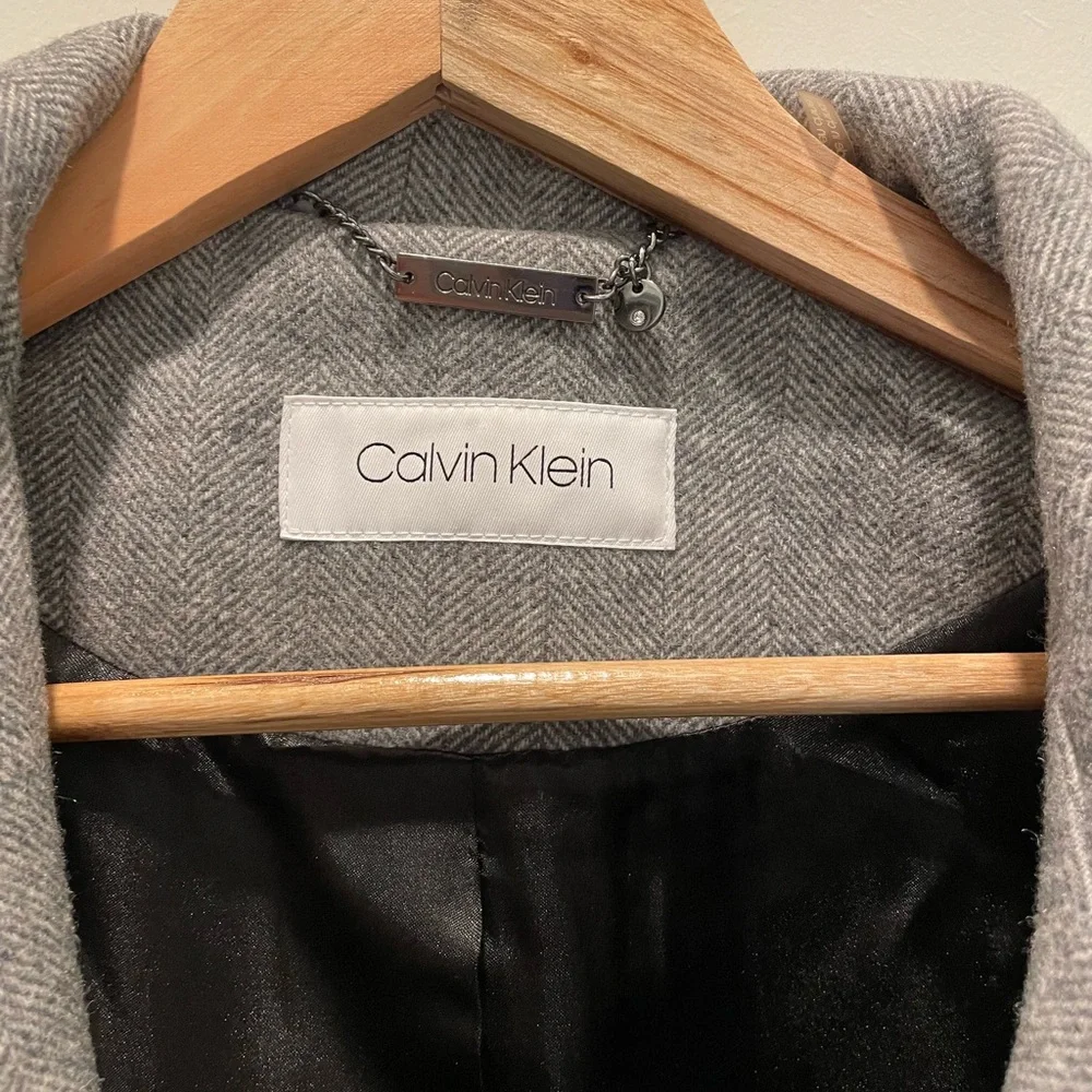 Calvin Klein Women's Grey Coat - Picture 5 of 7